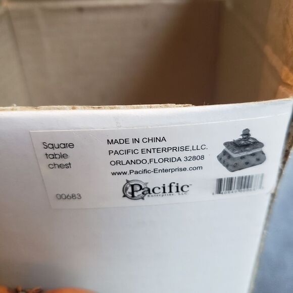 NIB Trinket Box - Picture 8 of 9